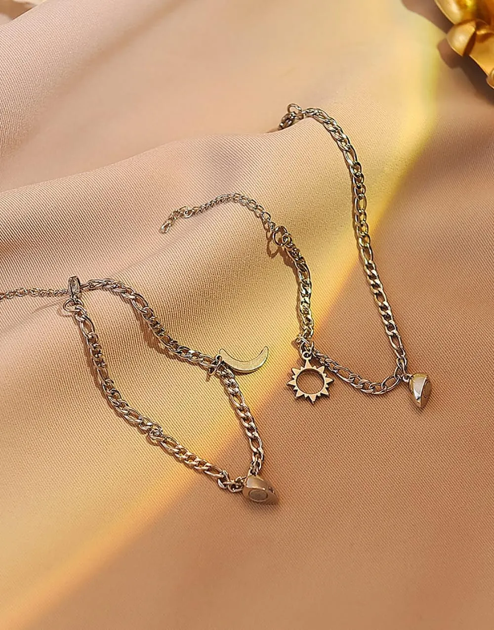 2pcs Personalized Matching Bracelets for Couples, Stainless Steel Sun and Moon Bracelets Heart Matching Bracelets, Friendship Bracelets Promise Heart Bracelet Jewelry Gifts For Men Women Lover
