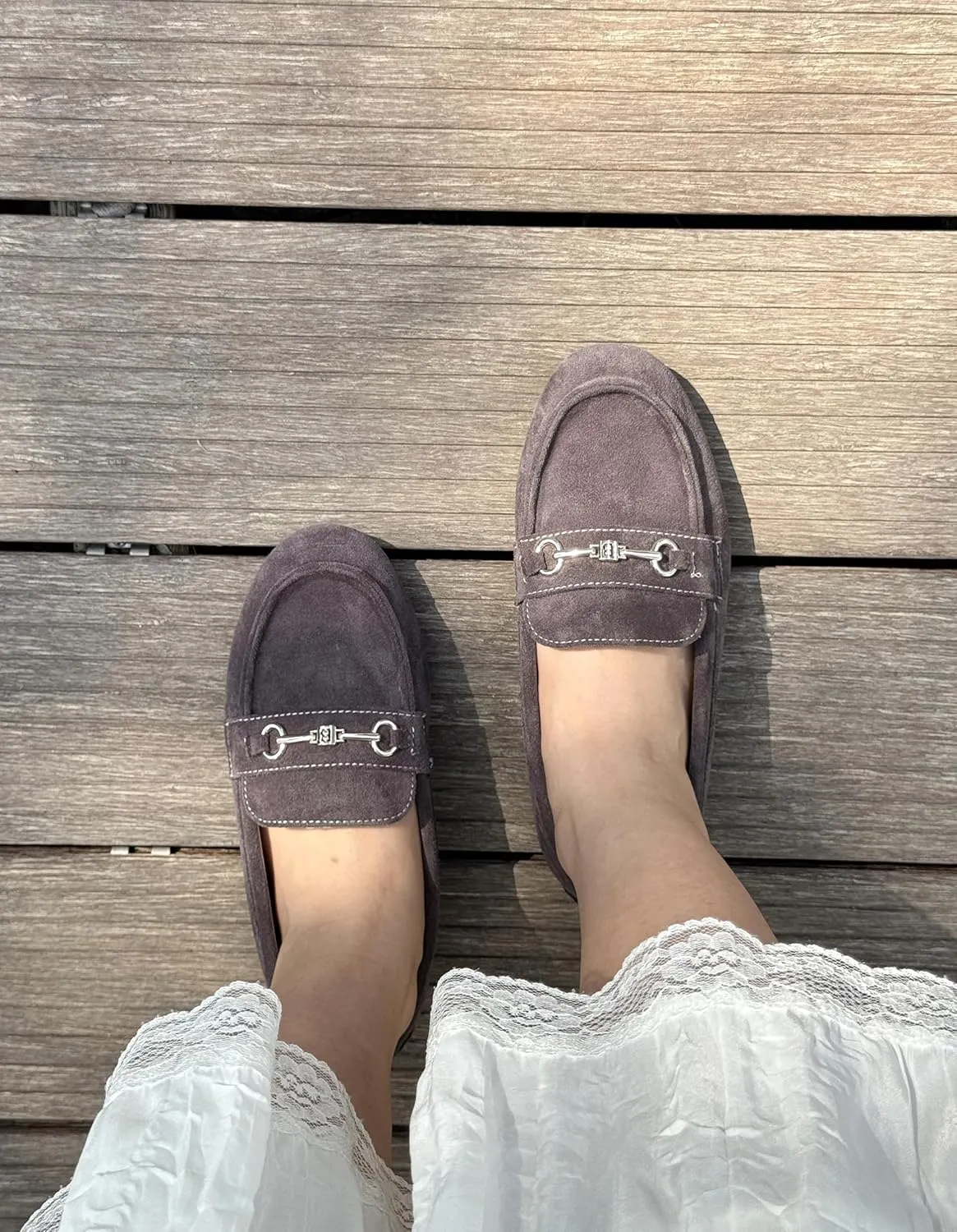 BGSTGUDS Women's Wide Loafers Shoes Cute Dressy Shoes Ladies Comfort Slip Ons Work Shoes