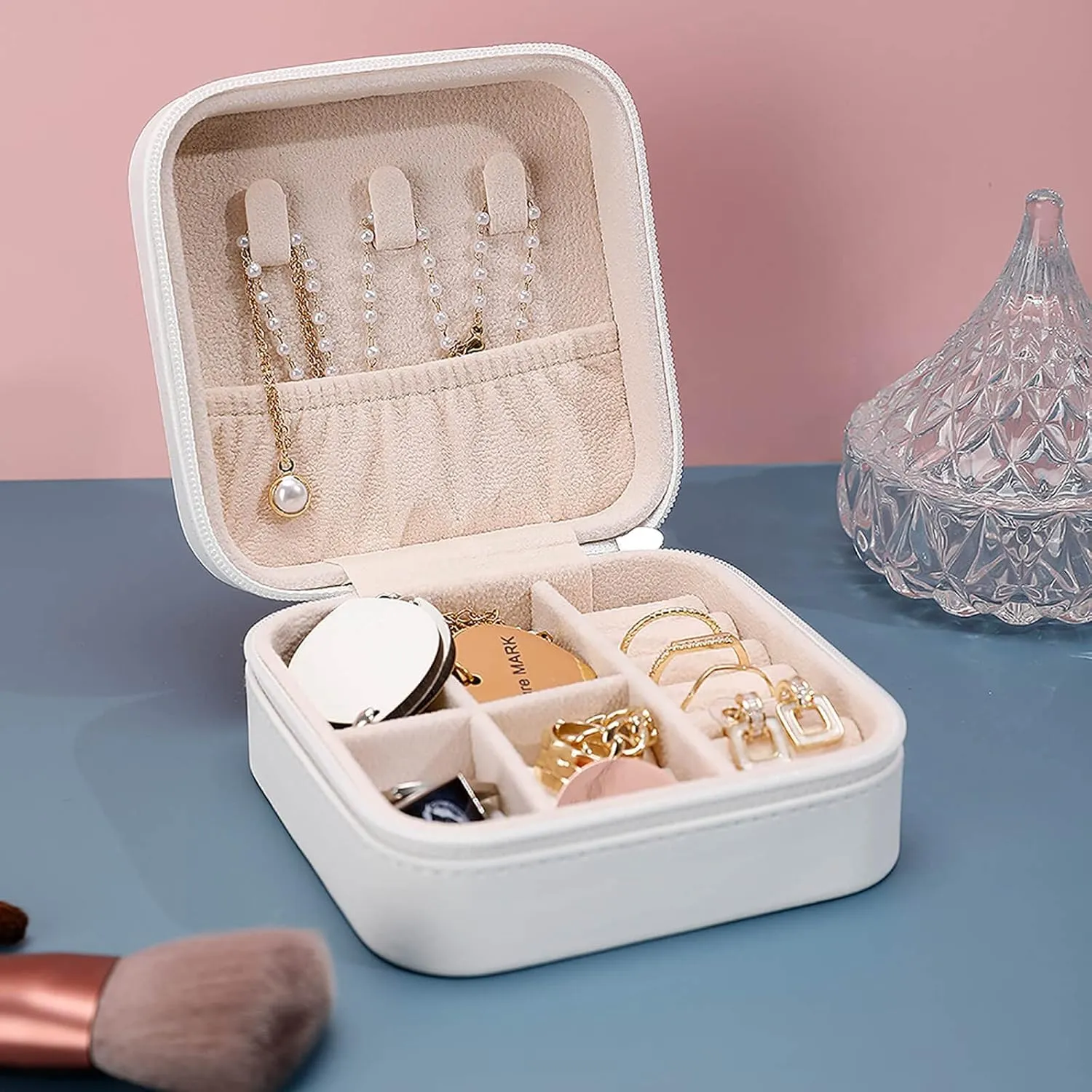 Birth Month Flower Jewelry Case Personalized Travel Jewelry Box with Name Customized Bridesmaid Jewelry Organizer for Earrings, Rings, Necklaces, Bracelet Birthday Gifts for Girlfriend