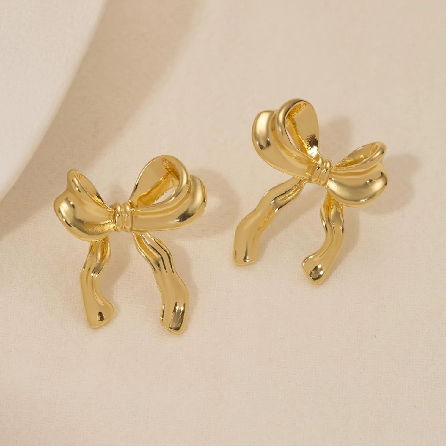 Bow Necklace Earrings Bracelet Bow Jewelry Sets for Women Dainty Gold Jewelry Set Bowknot Pendant Necklace Ribbon Stud Earrings Trendy Stuff Jewelry Gifts