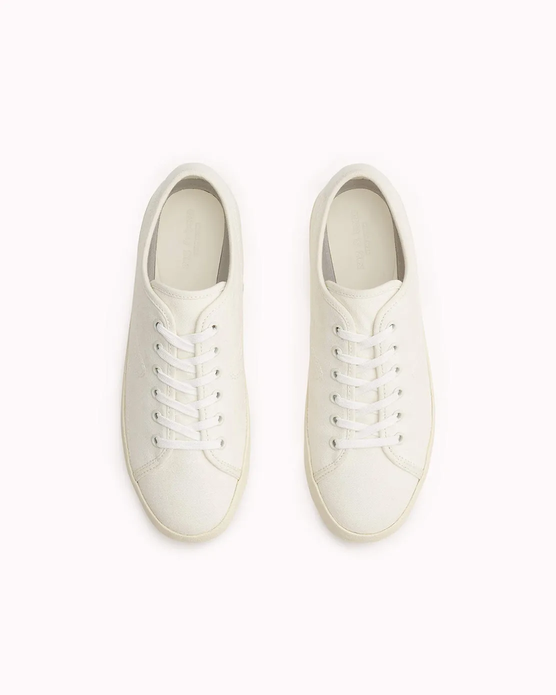 Court Sneaker