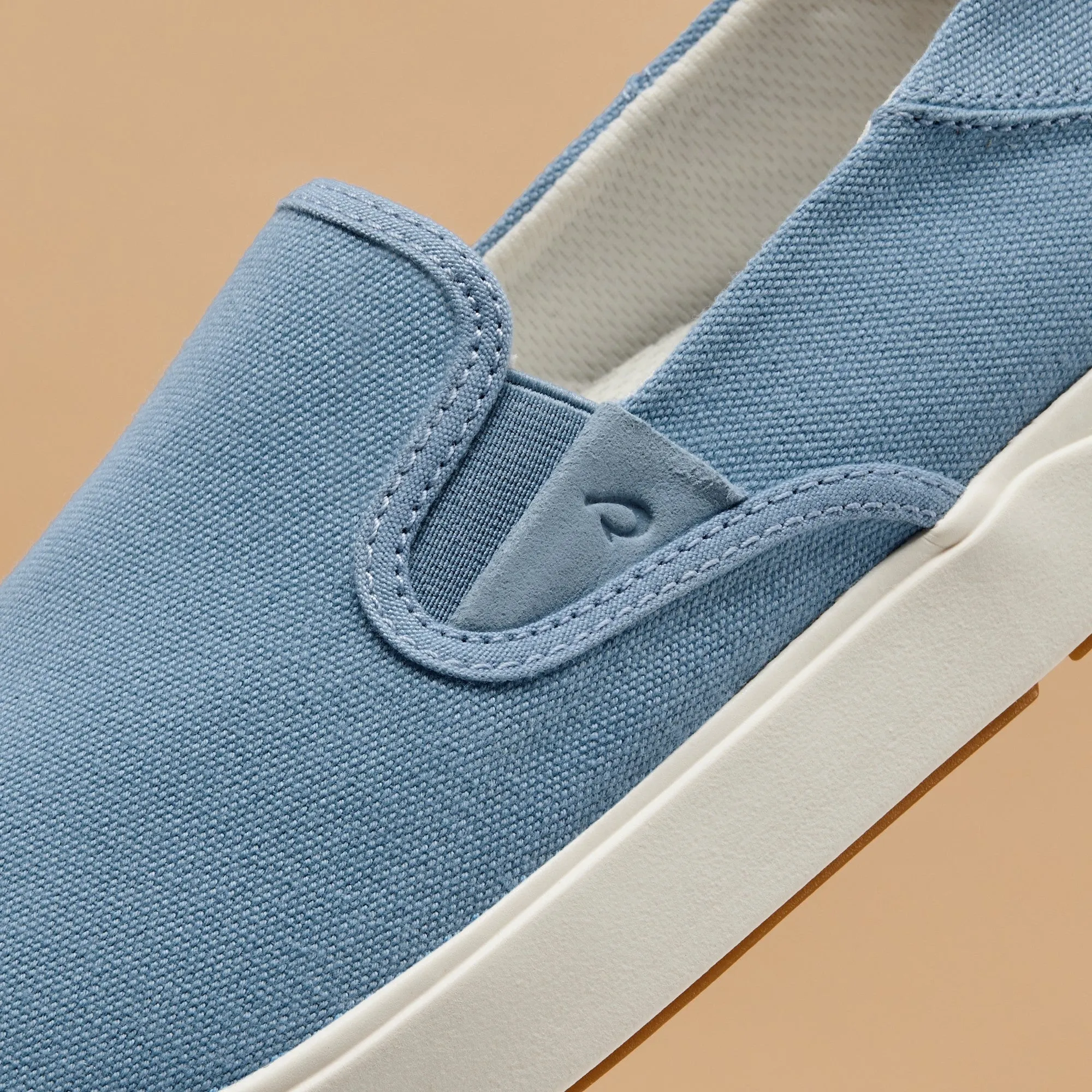 Laeahi  -  Blissful Blue / Canvas