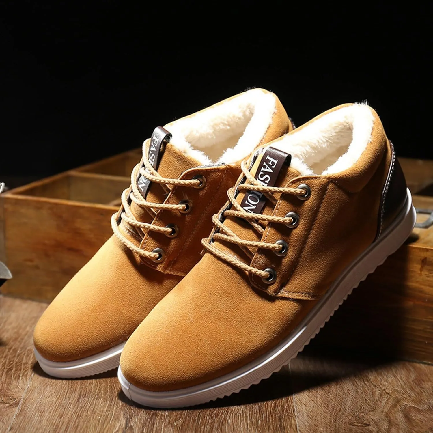 New Winter Men's Snow Boots Men's Cotton Shoes Velvet Thickening Warm Casual Hiking Boots Shoes Mens Casual Comfortable