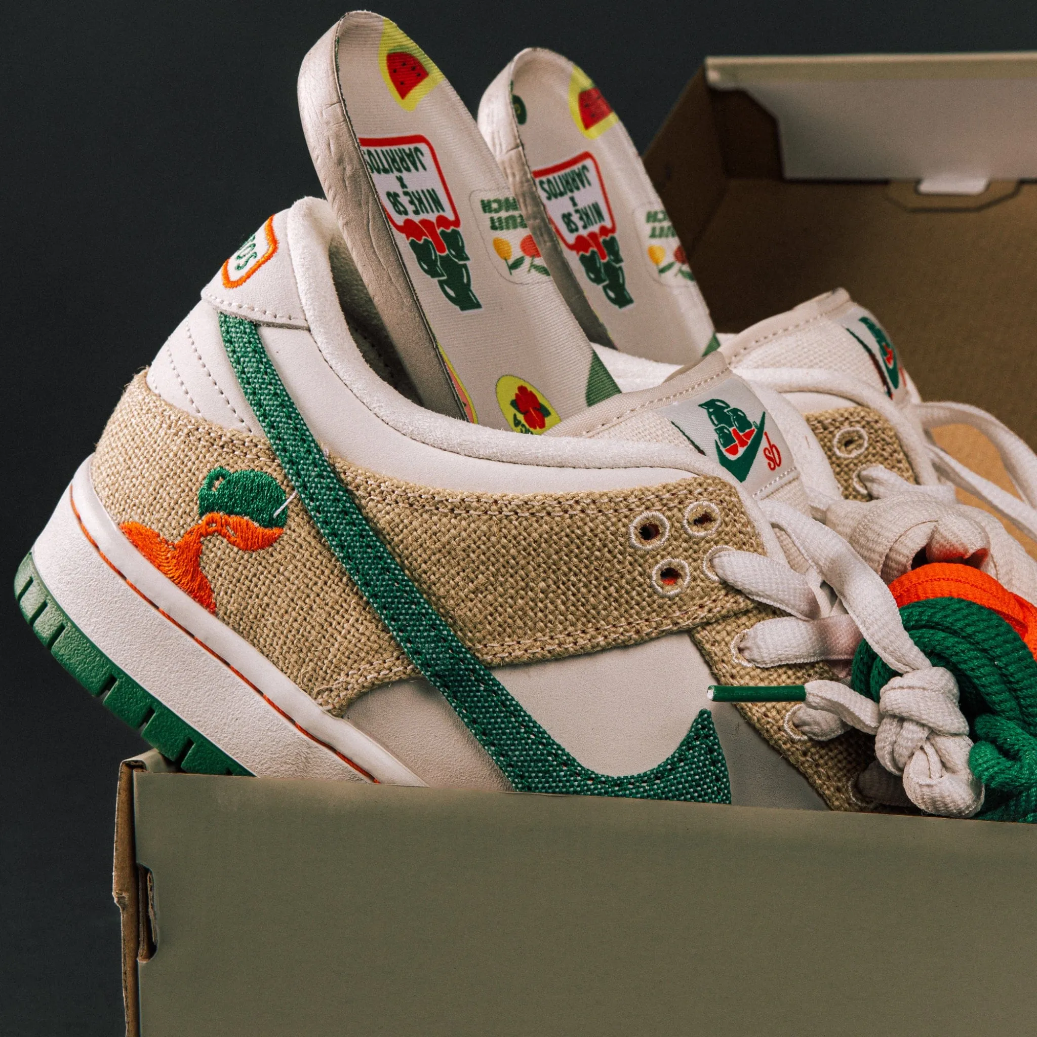 Nike SB Dunk Low Jarritos