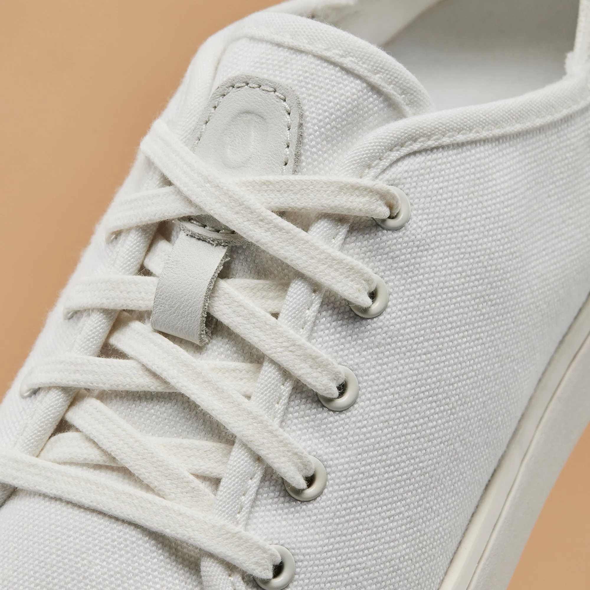 Pehuea L Canvas - Bright White / Canvas