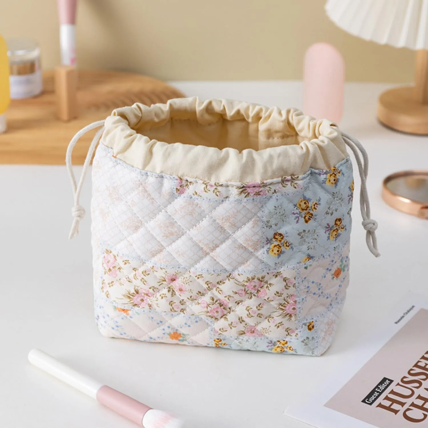 Quilted Drawstring Makeup Bag with Canvas Lining, Floral Coquette Aesthetic Cute Cotton Travel Toiletry Bag for Women and Girls (Patchwork)