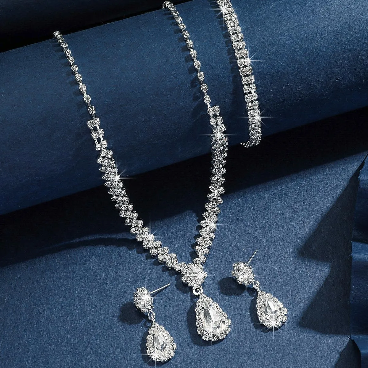 Silver Jewelry Set for Prom,Elegant Prom Jewelry Set Crystal Rhinestone Necklace Earrings Bracelet Brides Wedding Prom Dresses Costume Jewelry Accessories for Women