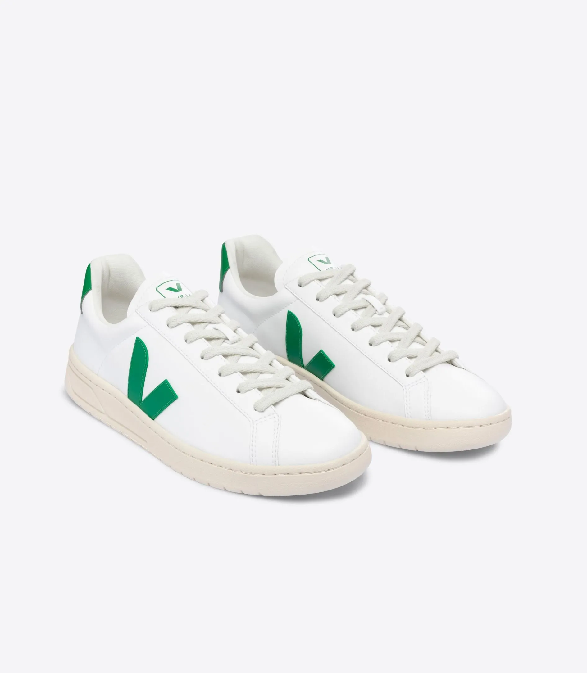 Veja Men's URCA CWL White Emeraude