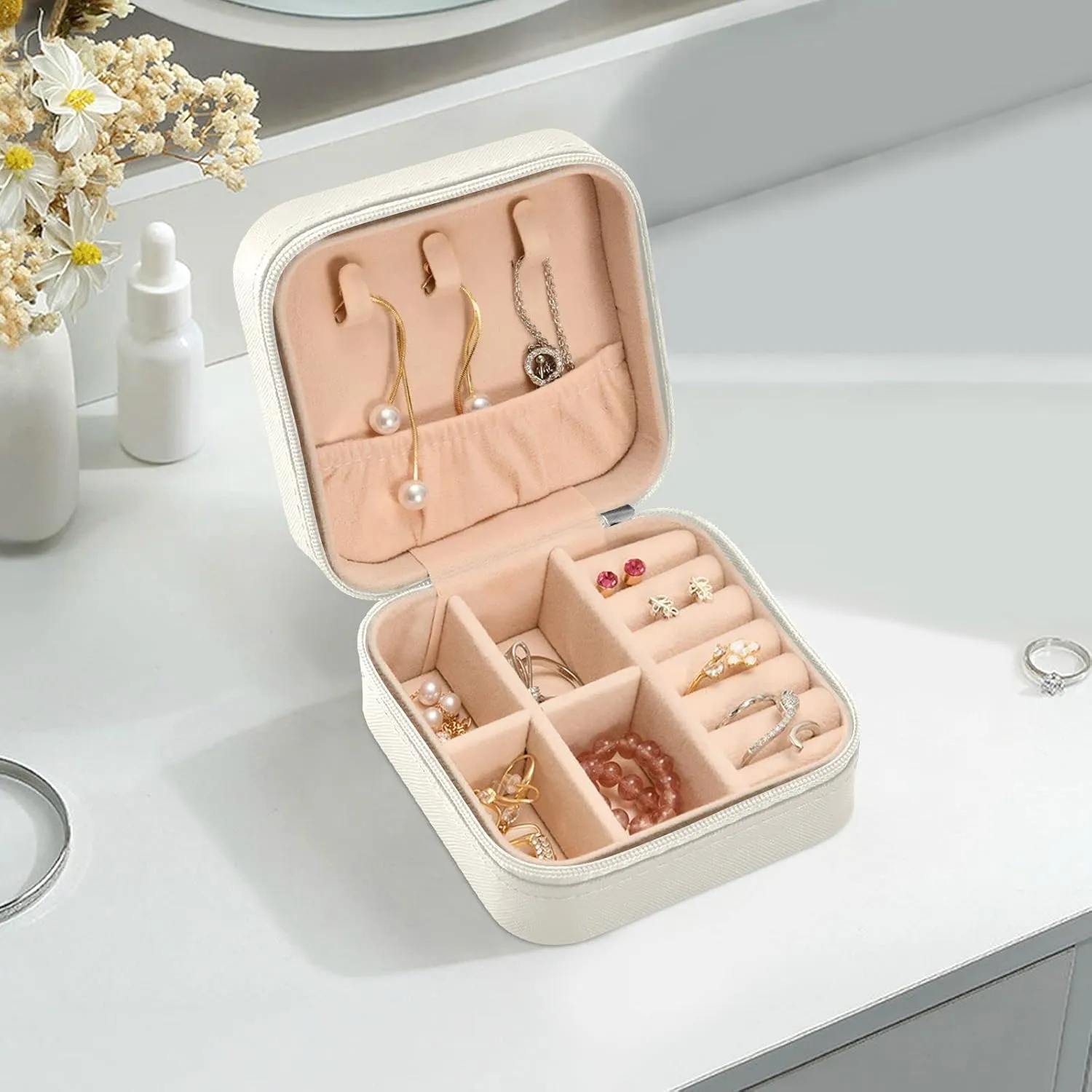ZZKKO Hippopotamus Floral Small Jewelry Box Travel Jewelry Case Leather Jewelry Travel Organizer Mini Portable Storage Boxes for Womens Rings Necklaces Gifts White